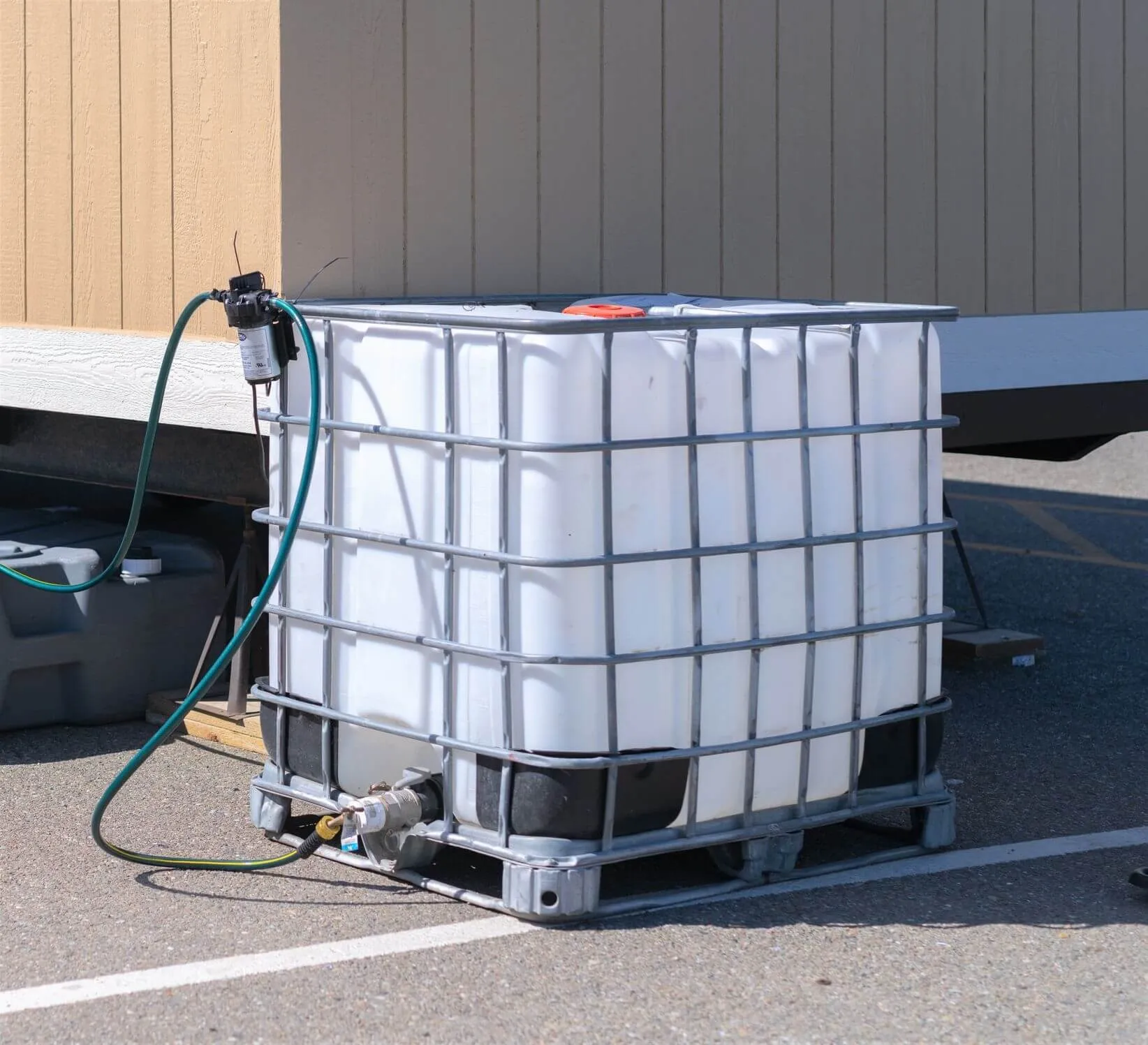 Holding Tank Rental in Des Plaines, IL